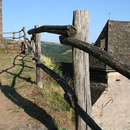 Moulin De Chaules