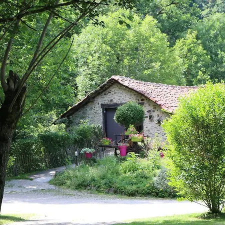 Camping Moulin De Chaules 3*