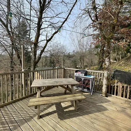 Moulin De Chaules Camping