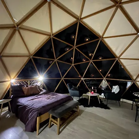 Moulin De Chaules 3*