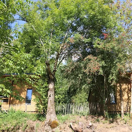 Moulin De Chaules Saint-Constant