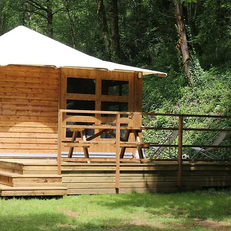 Moulin De Chaules Camping